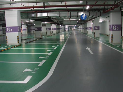 停車場(chǎng)環(huán)氧地坪施工技術(shù)